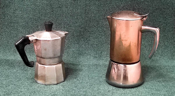 Les célèbres cafetières du père Mario